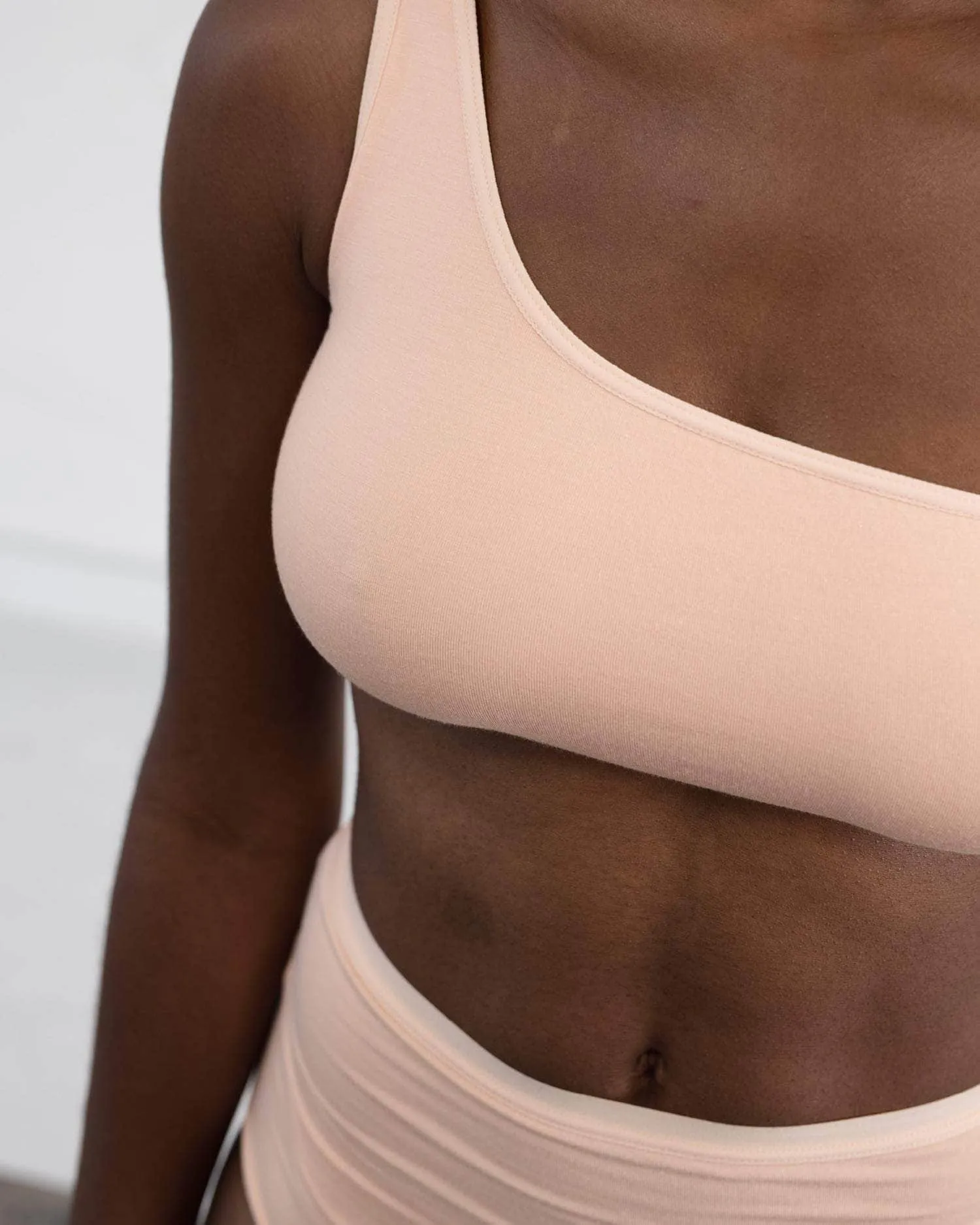 Una Bra sold by Baserange product image thumbnail 2