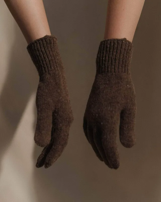 Ribbed Gloves sold by Baserange