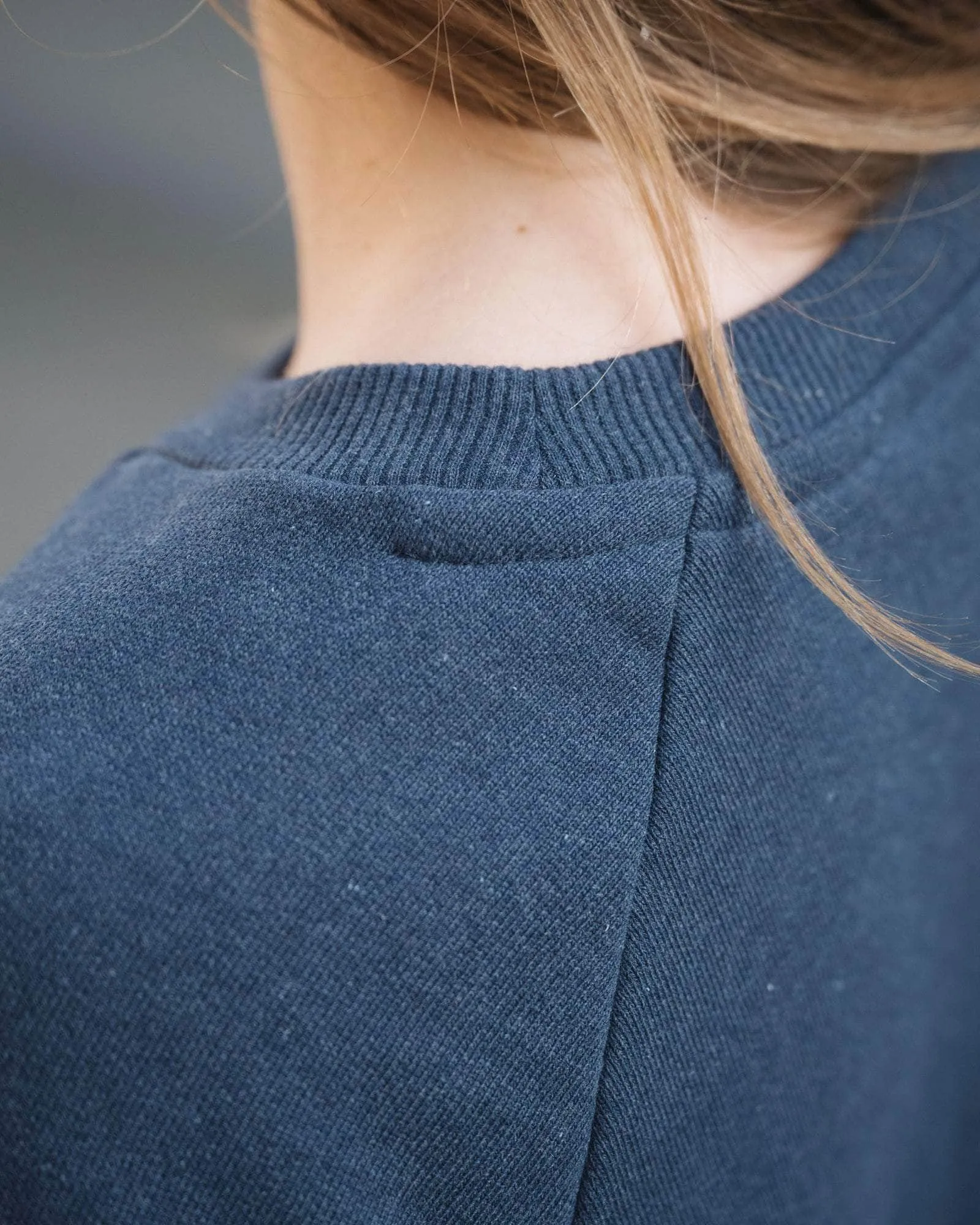 Rim Raglan Sweatshirt sold by Baserange product image thumbnail 5