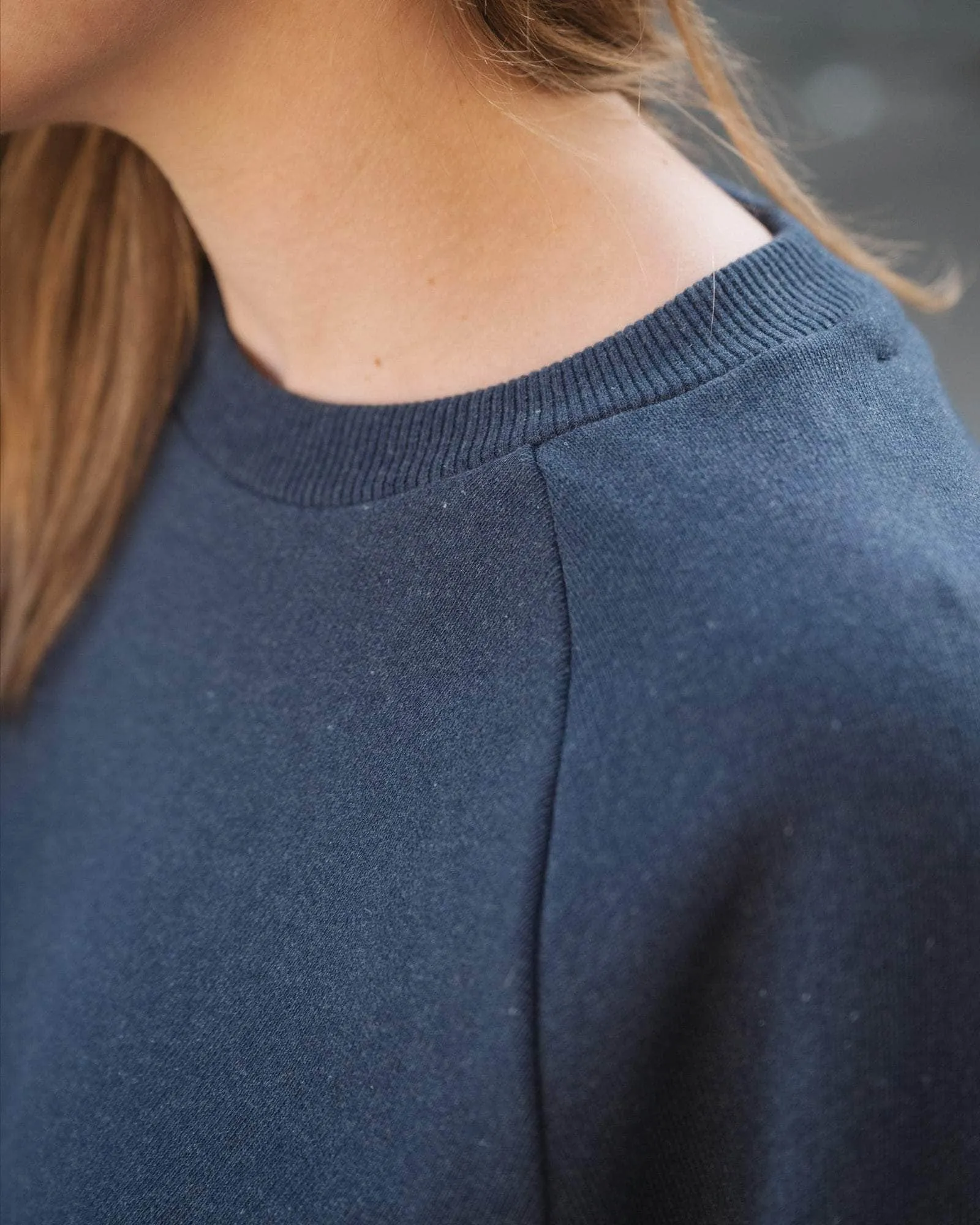 Rim Raglan Sweatshirt sold by Baserange product image thumbnail 4