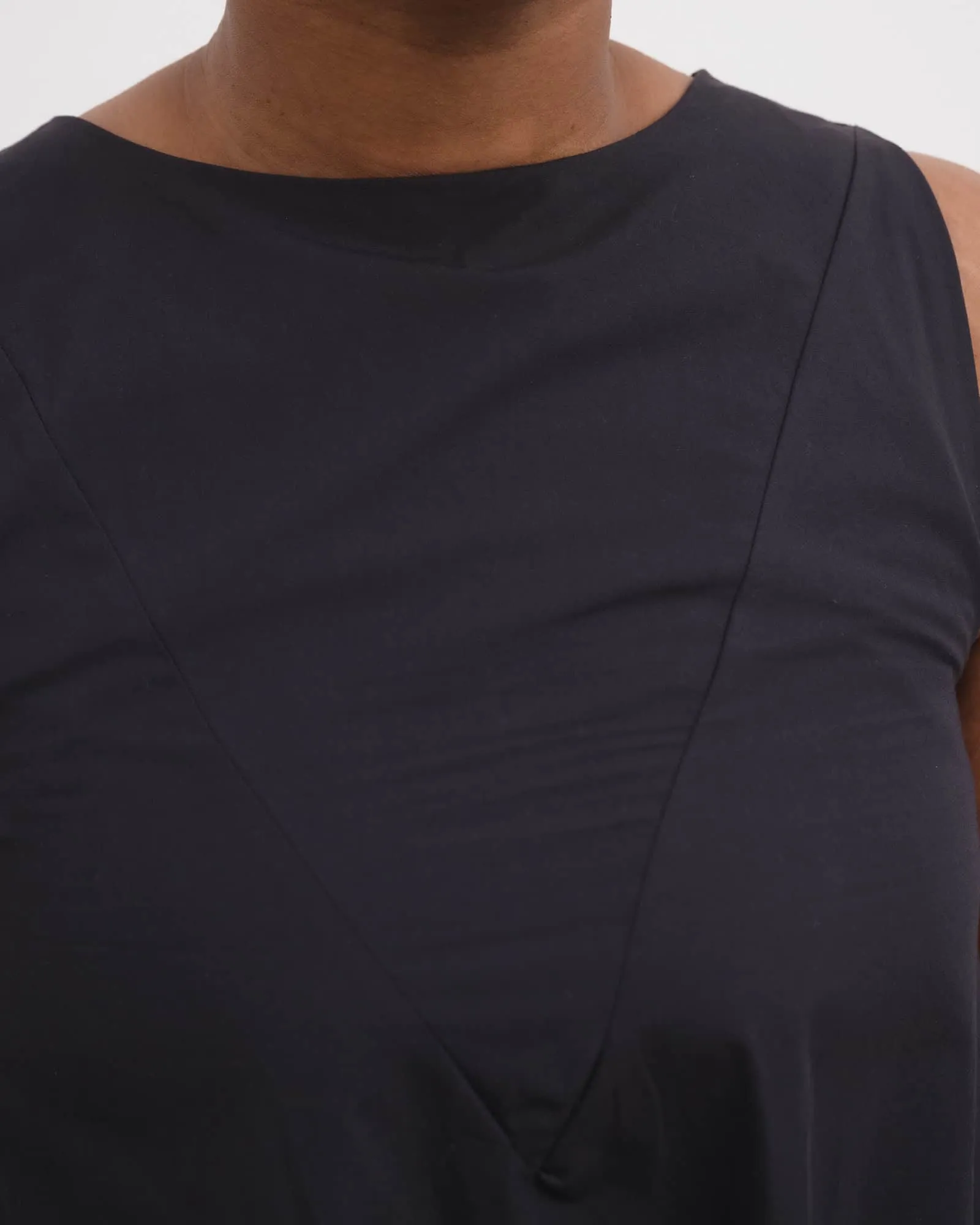 Tres Dress sold by Baserange product image thumbnail 4