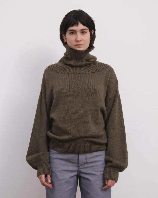 Calla Turtleneck made by Baserange
