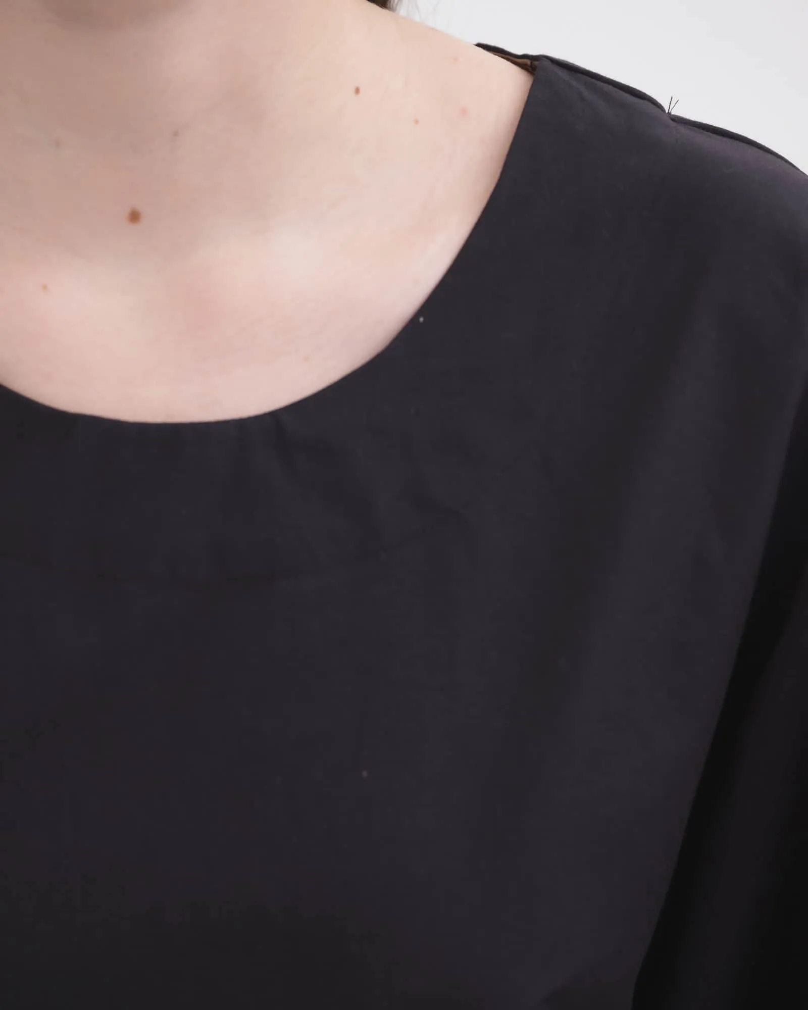 Moy Top sold by Baserange product image thumbnail 4