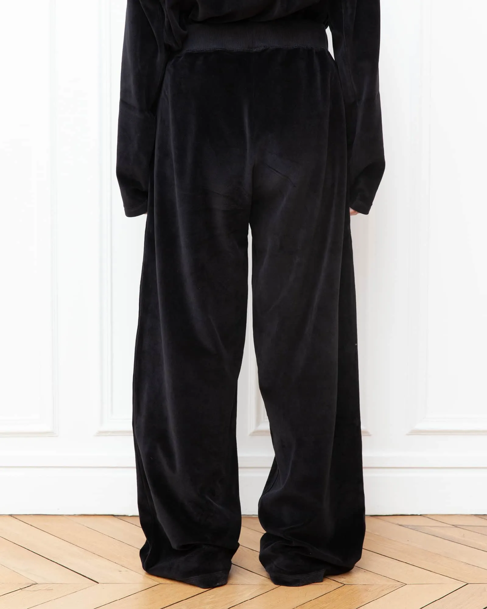 Tre Sweatpant sold by Baserange product image thumbnail 5
