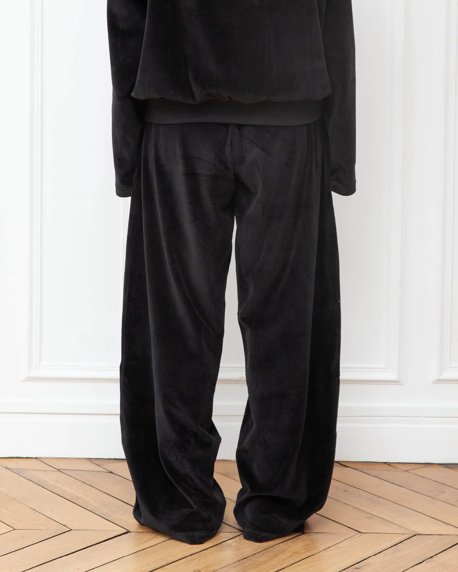 Tre Sweatpant sold by Baserange product image thumbnail 2