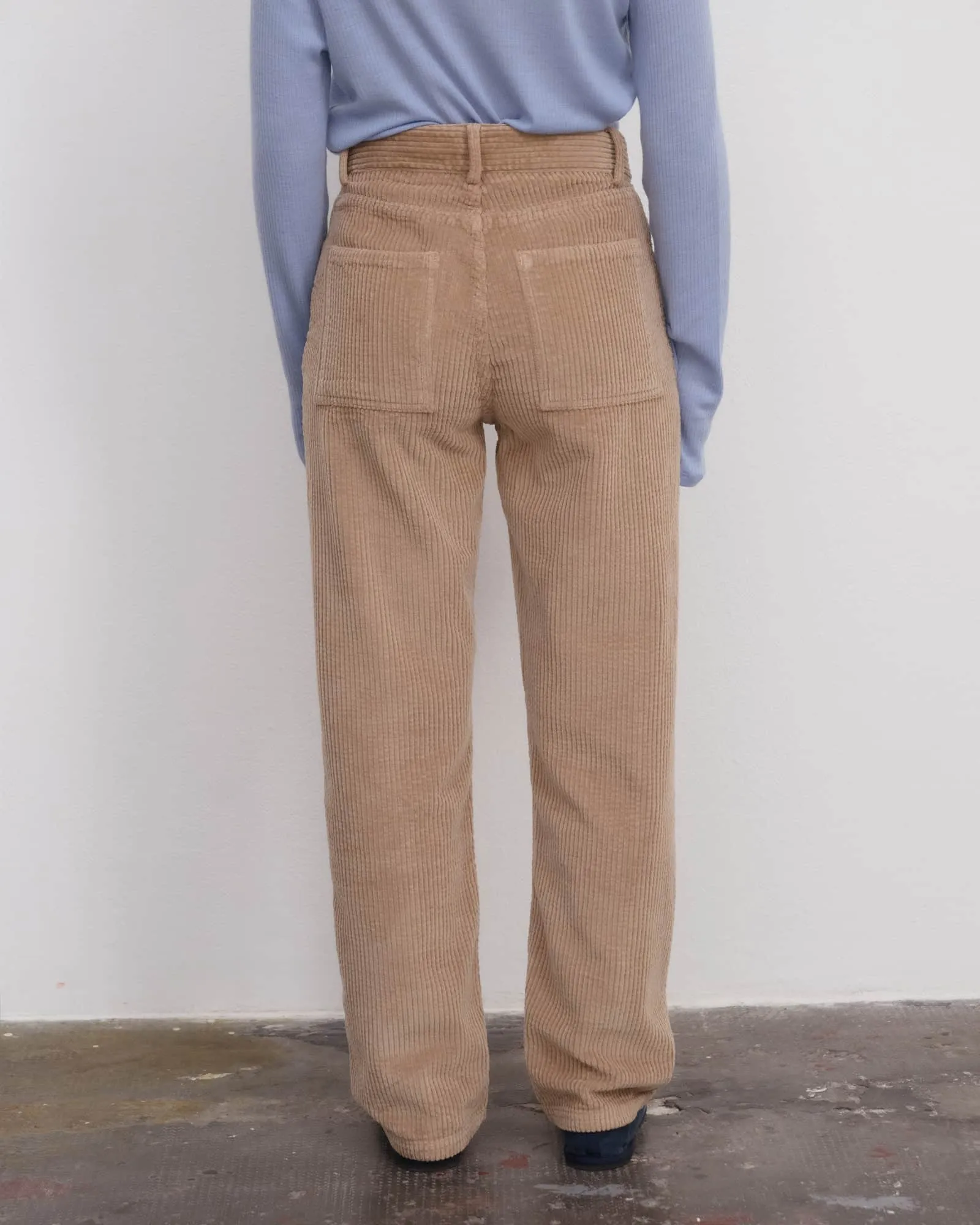 Tajo Pants sold by Baserange product image thumbnail 2