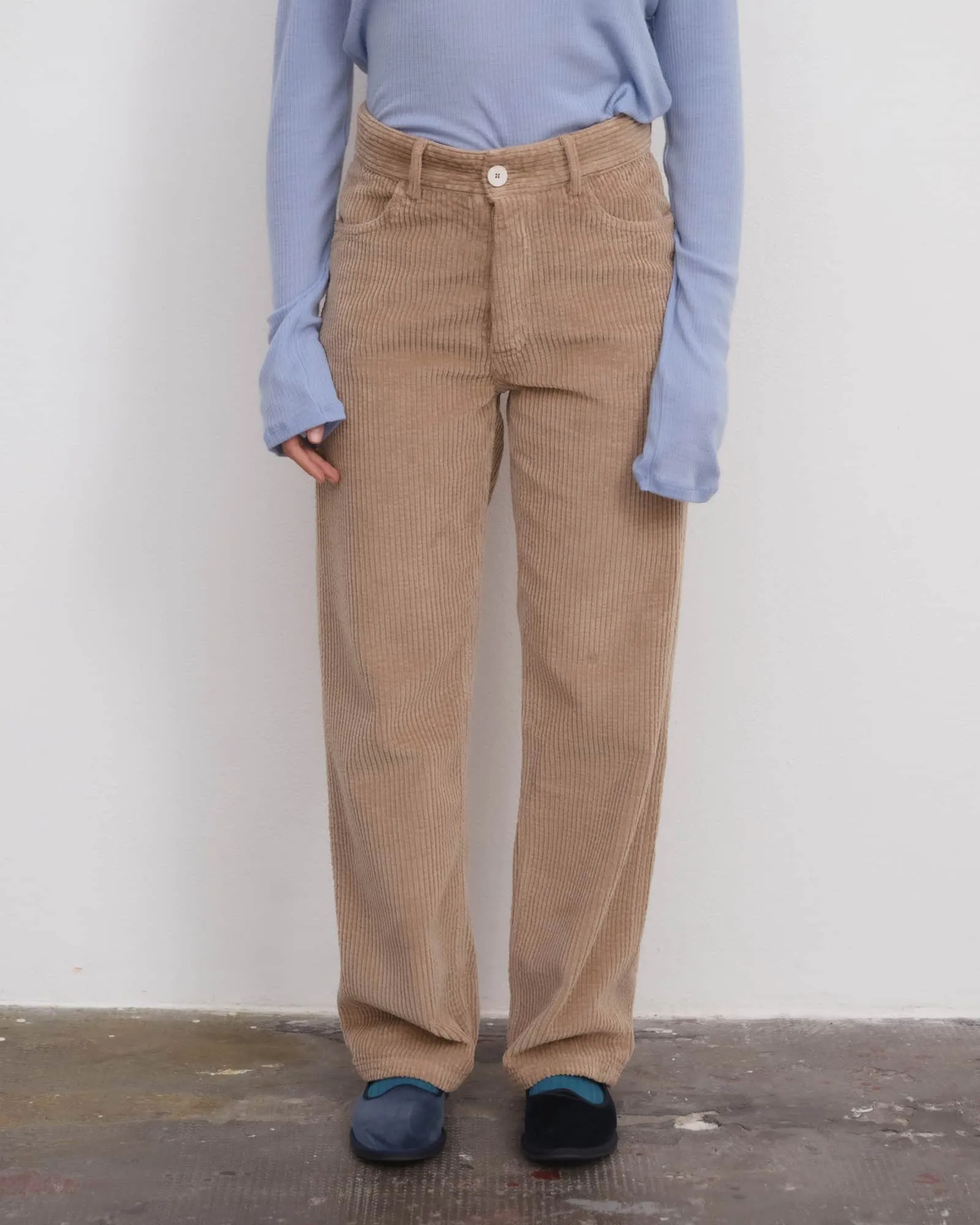 Tajo Pants sold by Baserange