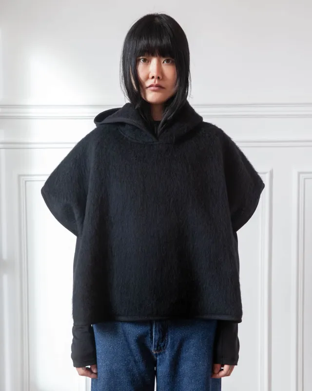Fortu Hooded Vest made by Baserange