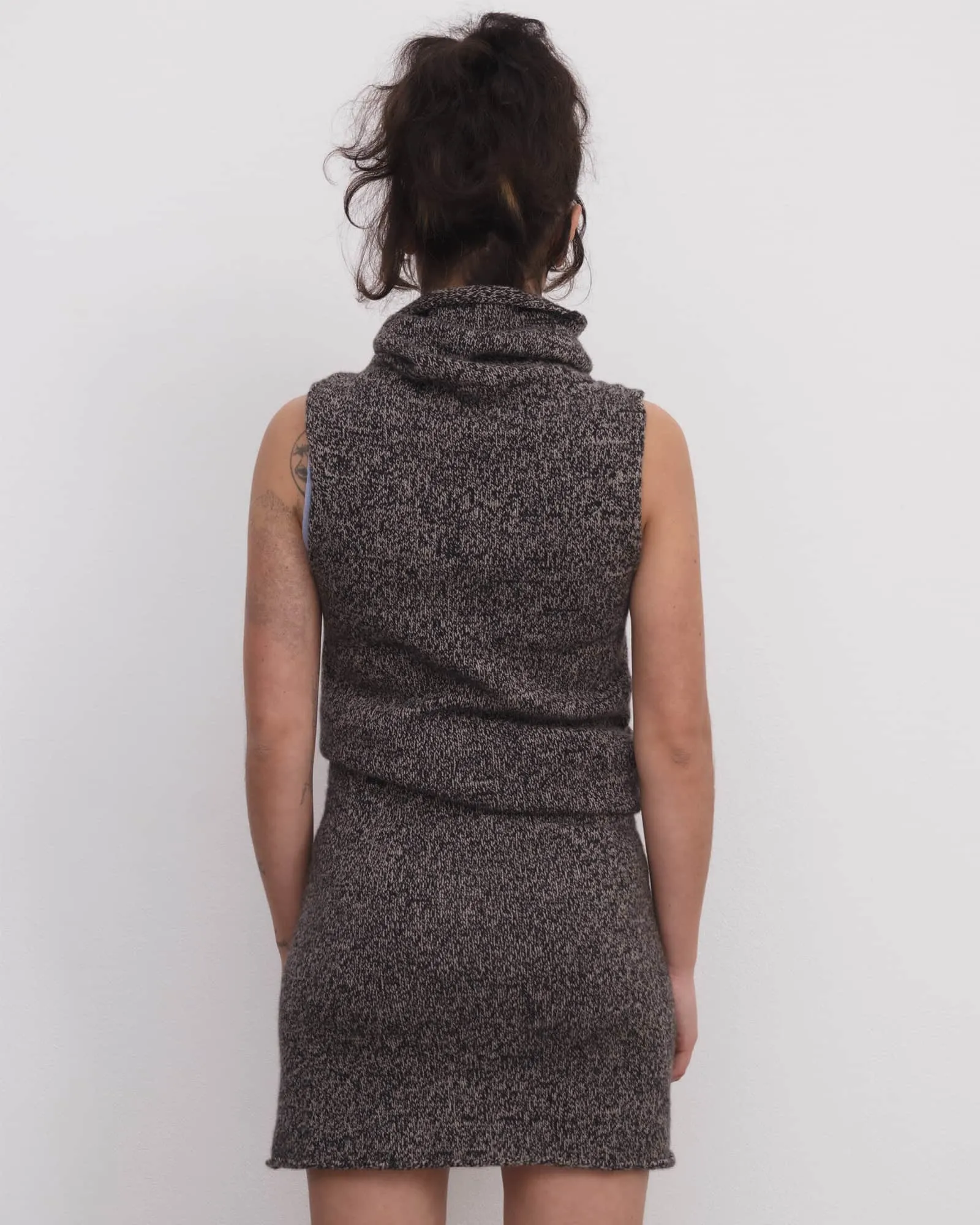 Kem Turtleneck Vest sold by Baserange product image thumbnail 2