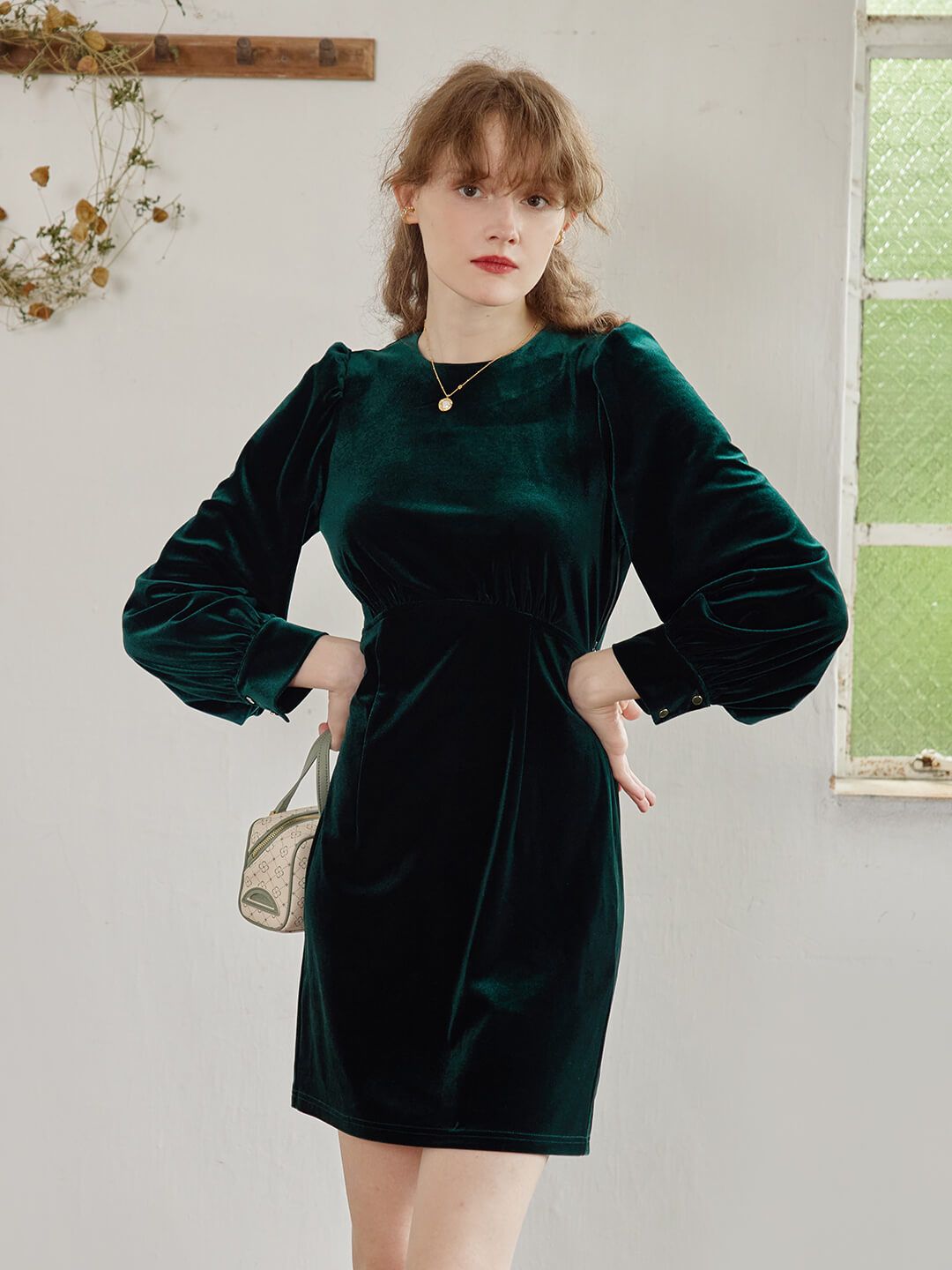 Sofia Puff Sleeve Green Velvet Dress sold by Simple Retro product image thumbnail 4