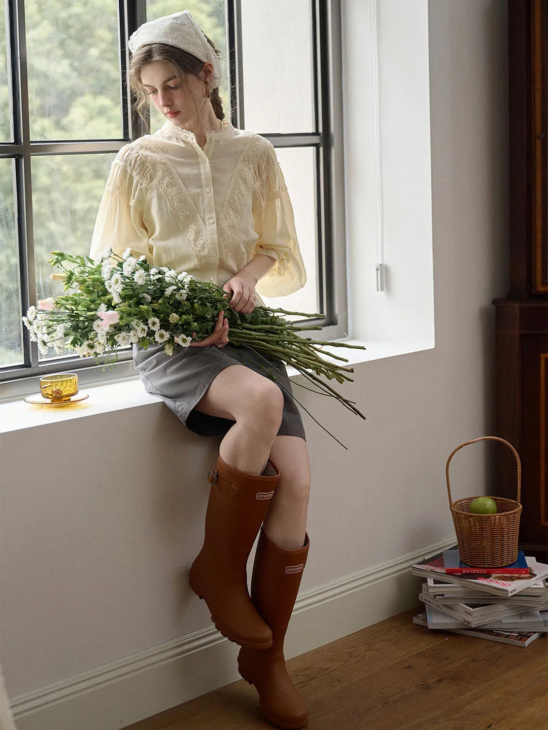 Everlee Mock Neck Ruffle Sleeve Lace Cotton Blouse sold by Simple Retro product image thumbnail 3