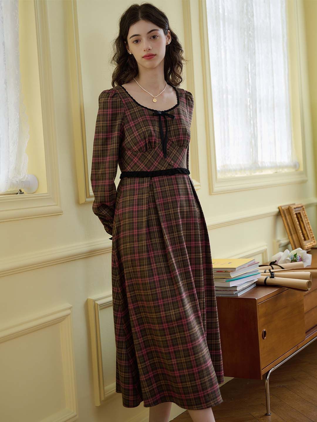 Natalia Plaid Print Contrast Trim Tie Front Dress sold by Simple Retro product image thumbnail 7