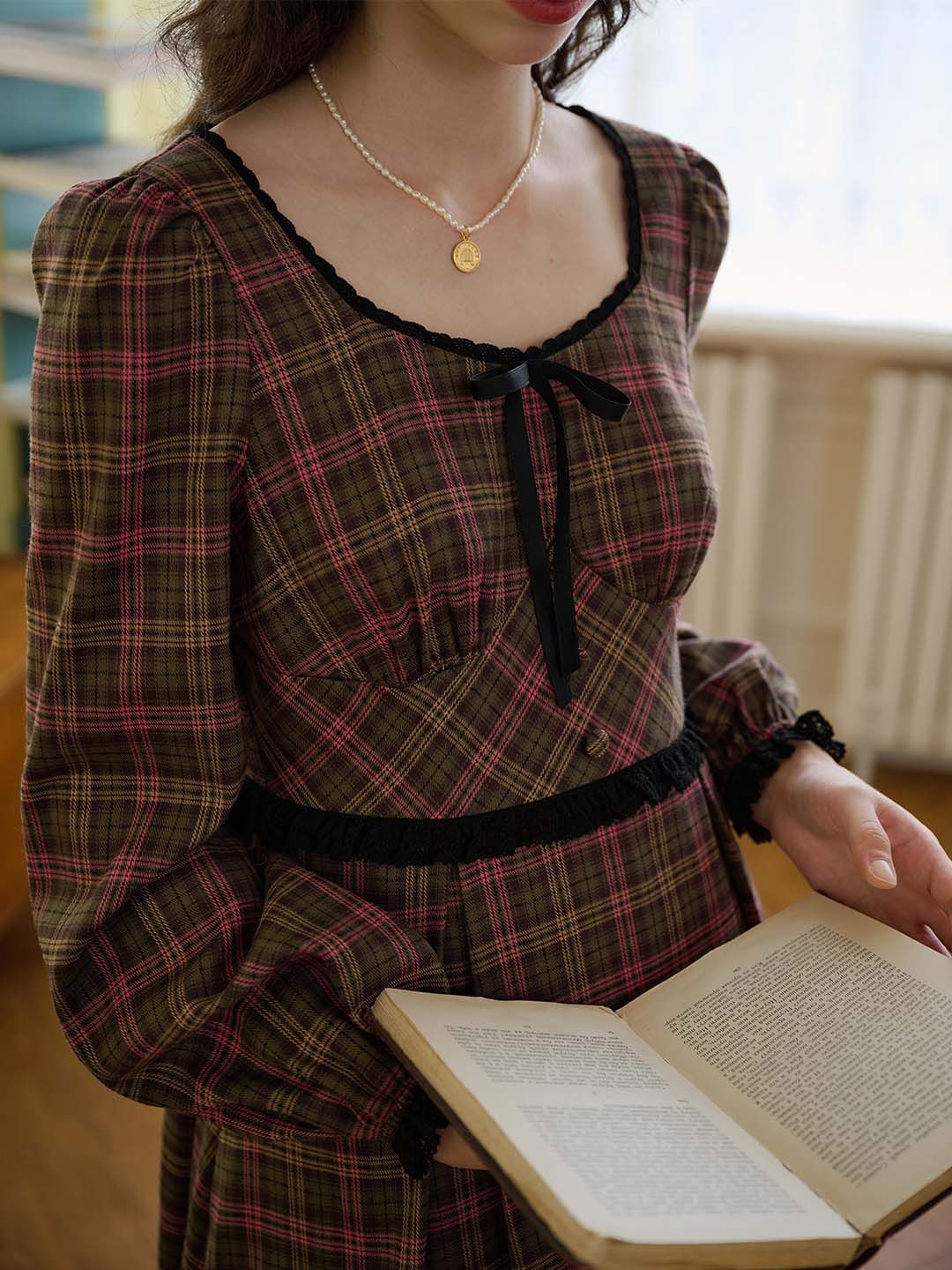 Natalia Plaid Print Contrast Trim Tie Front Dress sold by Simple Retro product image thumbnail 2