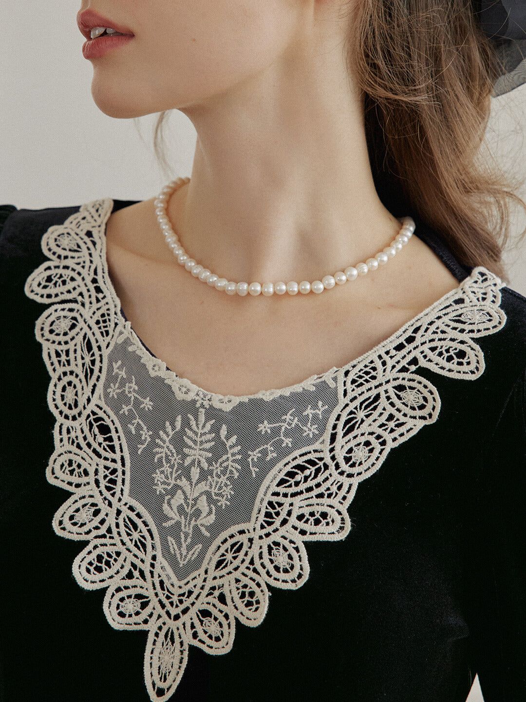 Hailey Lace Black Midi Velvet Dress sold by Simple Retro product image thumbnail 3