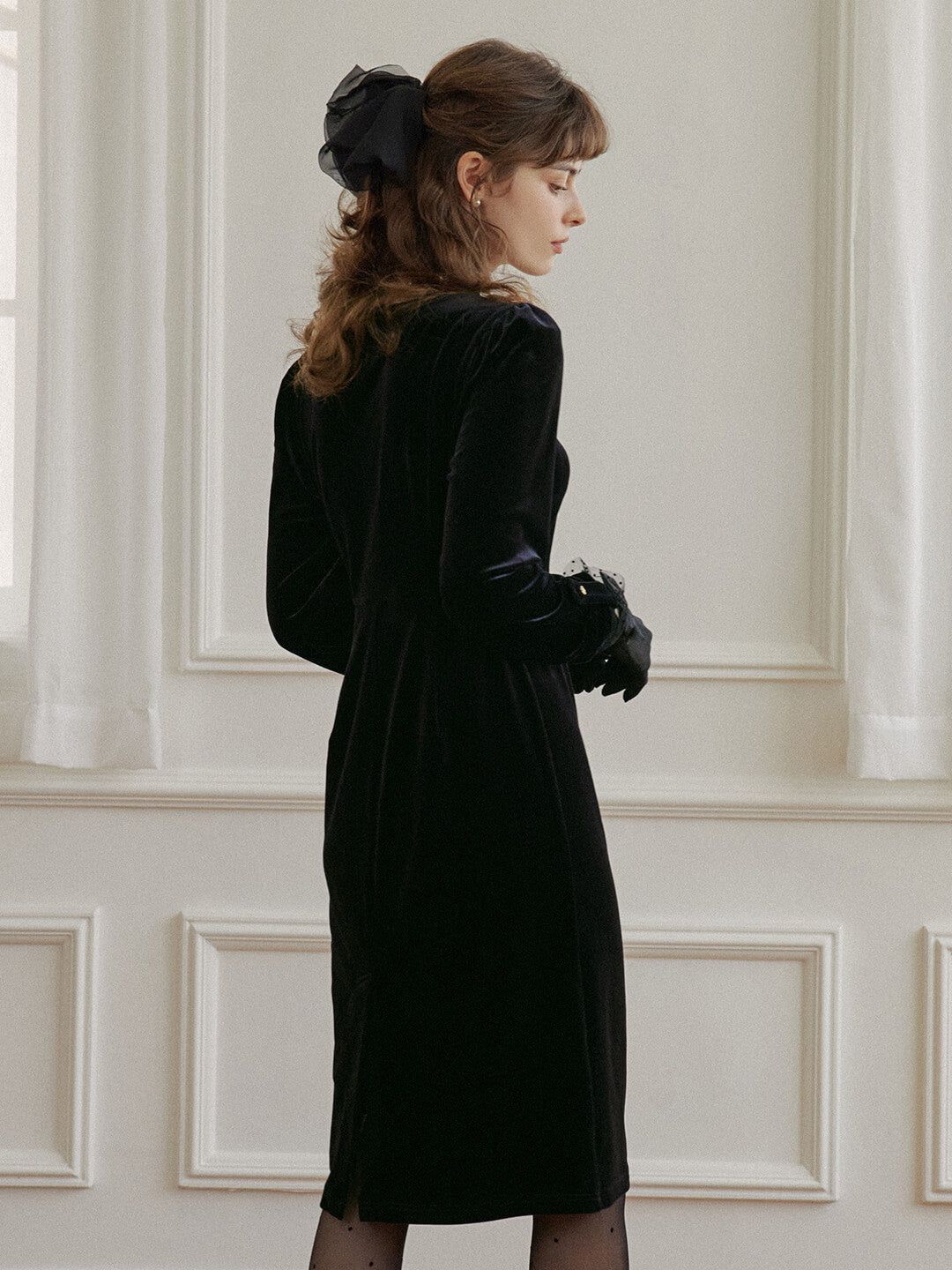 Hailey Lace Black Midi Velvet Dress sold by Simple Retro product image thumbnail 5