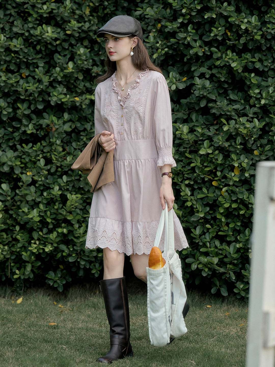 Daniela Lace Patchwork V-neck Lantern Sleeve Dress sold by Simple Retro product image thumbnail 2