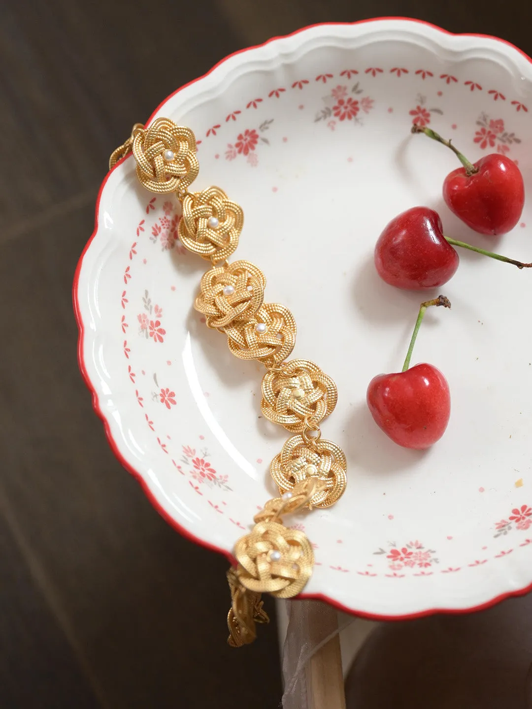 Macaron Retro Gold Necklace sold by Simple Retro