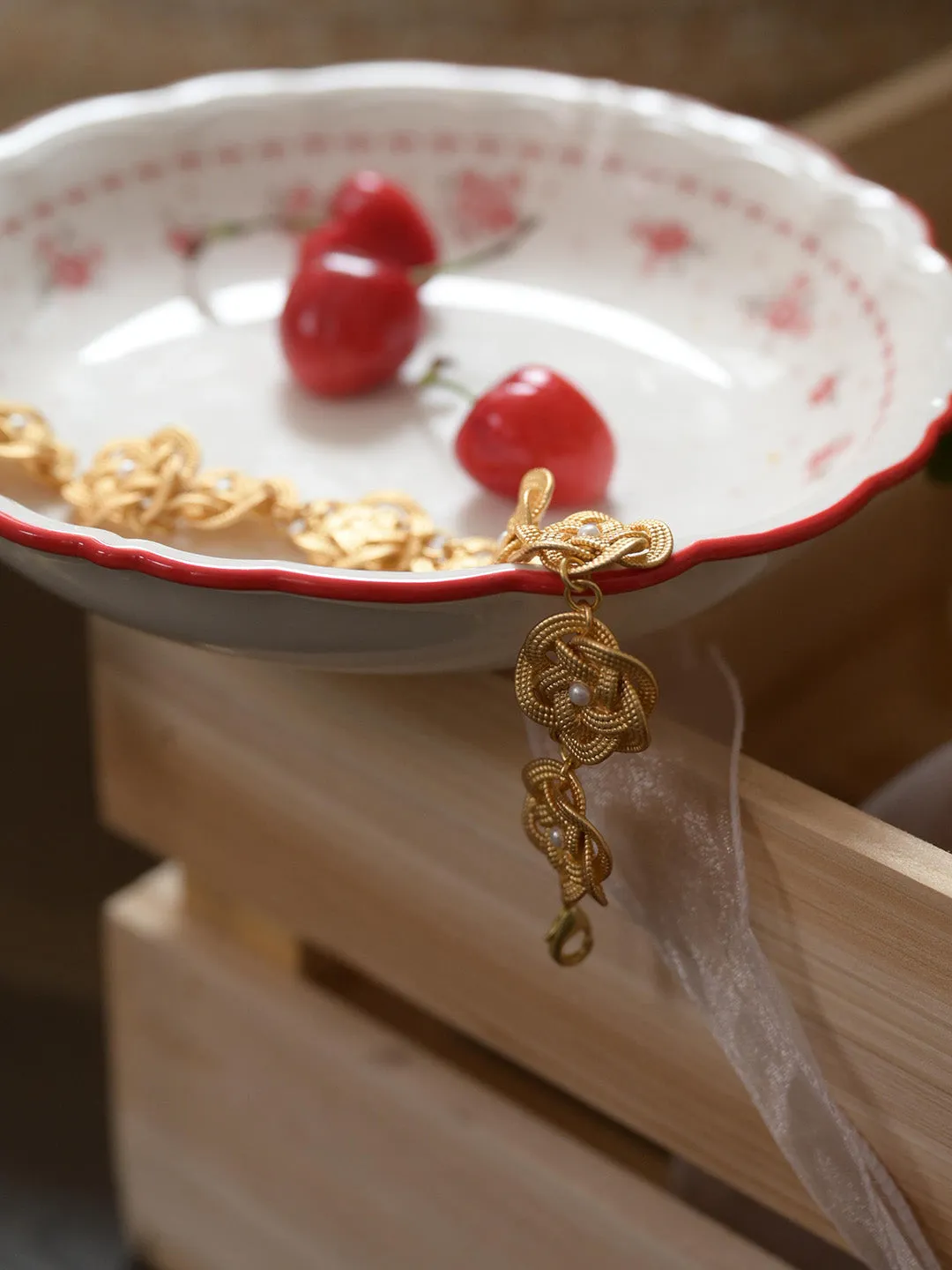 Macaron Retro Gold Necklace sold by Simple Retro product image thumbnail 3