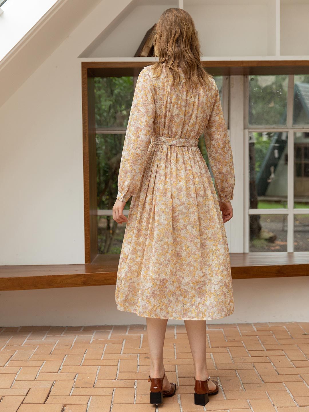 Elsie Chiffon Floral Printed Midi Dress sold by Simple Retro product image thumbnail 3