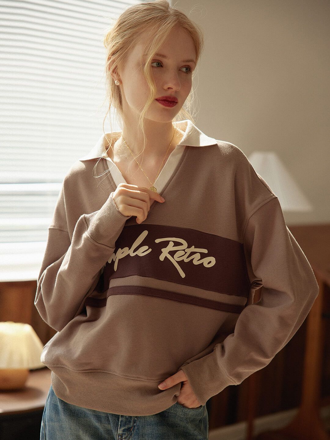 【Final Sale】Ellie Logo Printed Coffee Sweatshirt sold by Simple Retro product image thumbnail 3