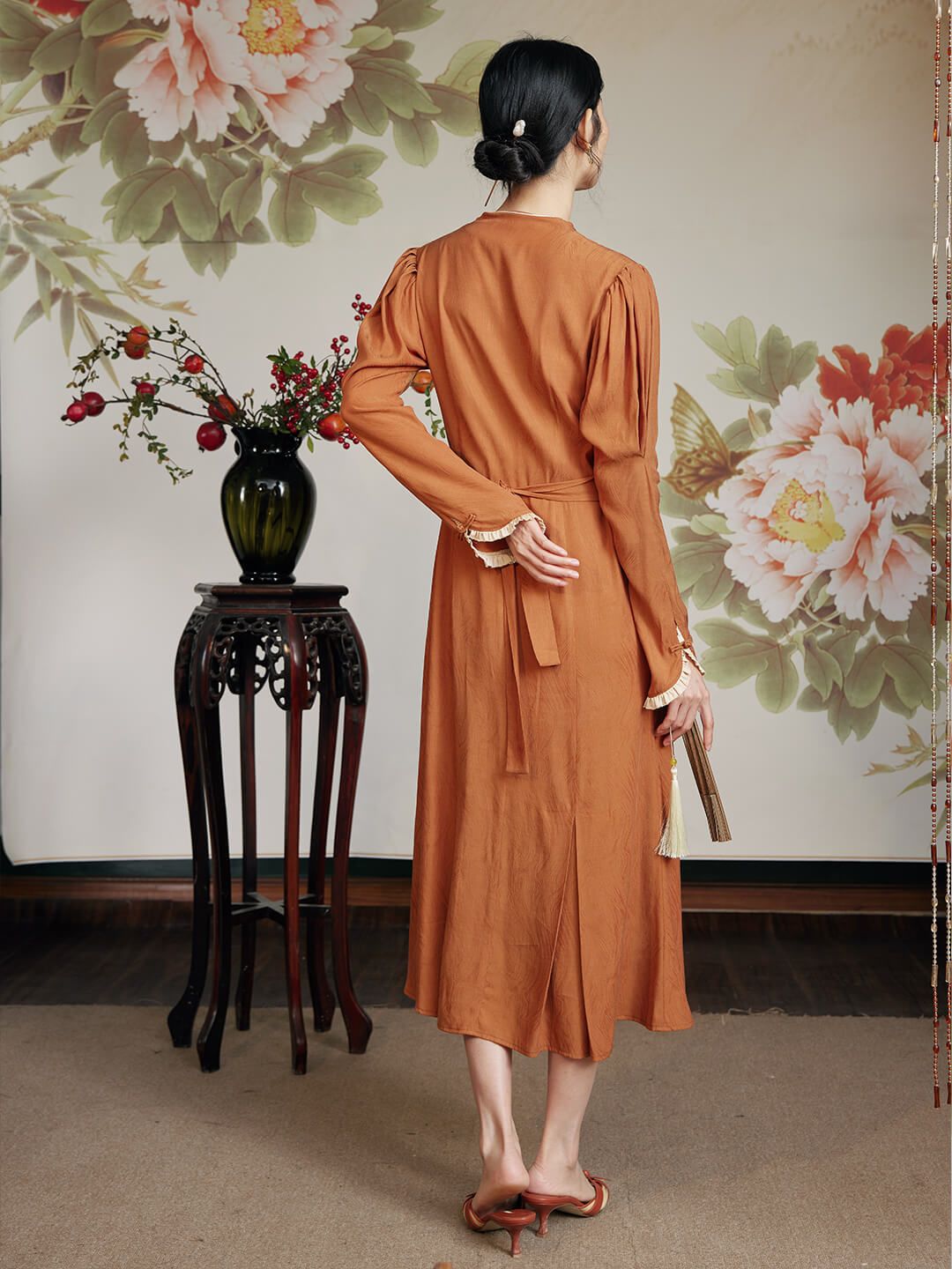 Alora Caramel Cheongsam Dress sold by Simple Retro product image thumbnail 7