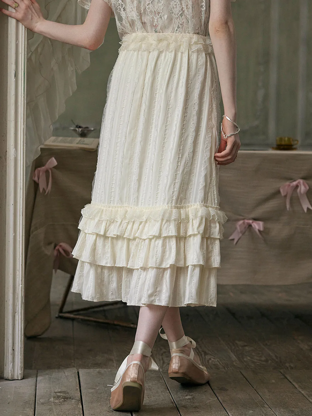 Colette Romantic Sweet Lace Spliced Multi-layer Ruffled Hem Skirt sold by Simple Retro product image thumbnail 4