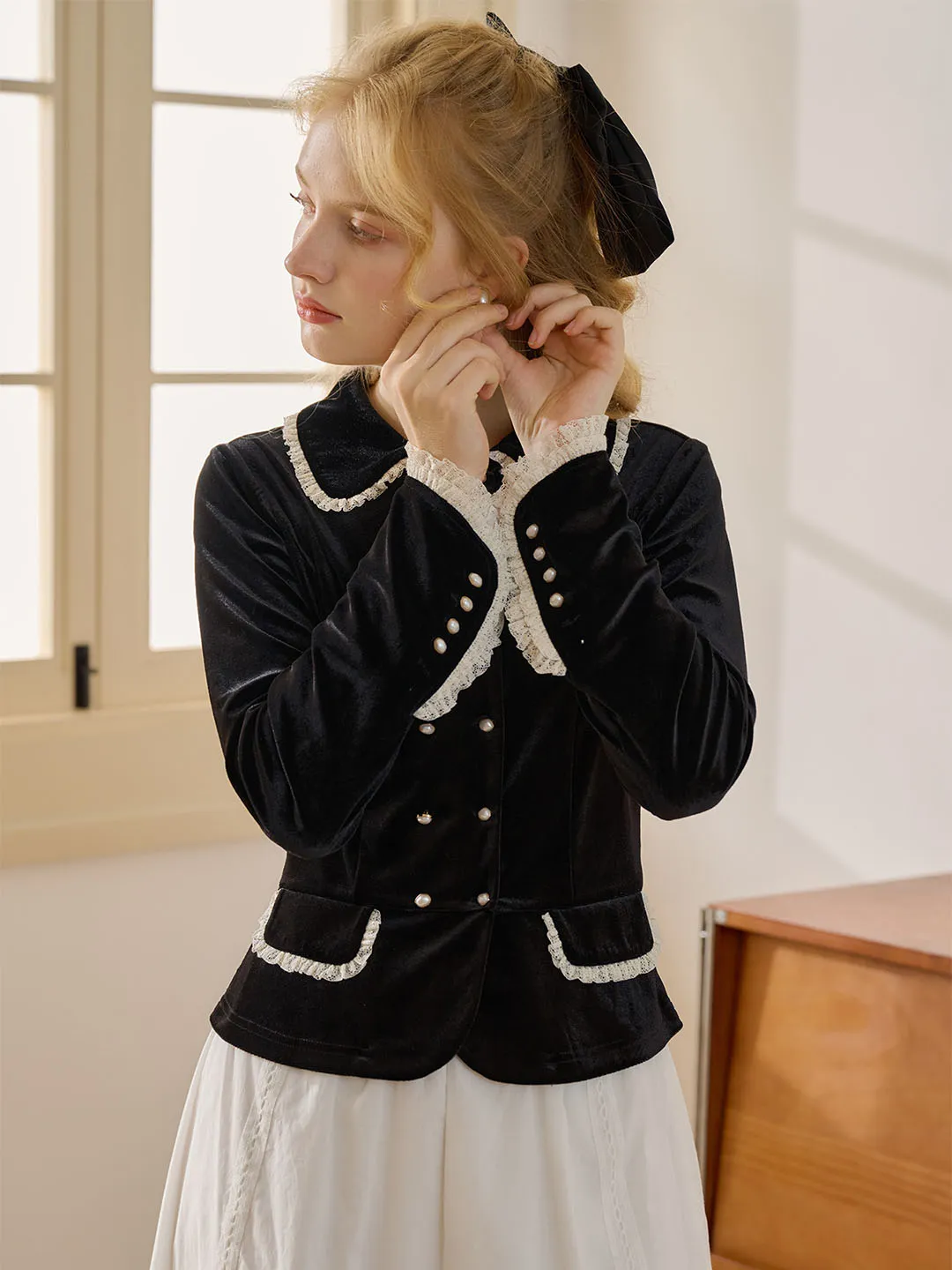 Rose Contrast Trim Button Front Velvet Blouse sold by Simple Retro product image thumbnail 5