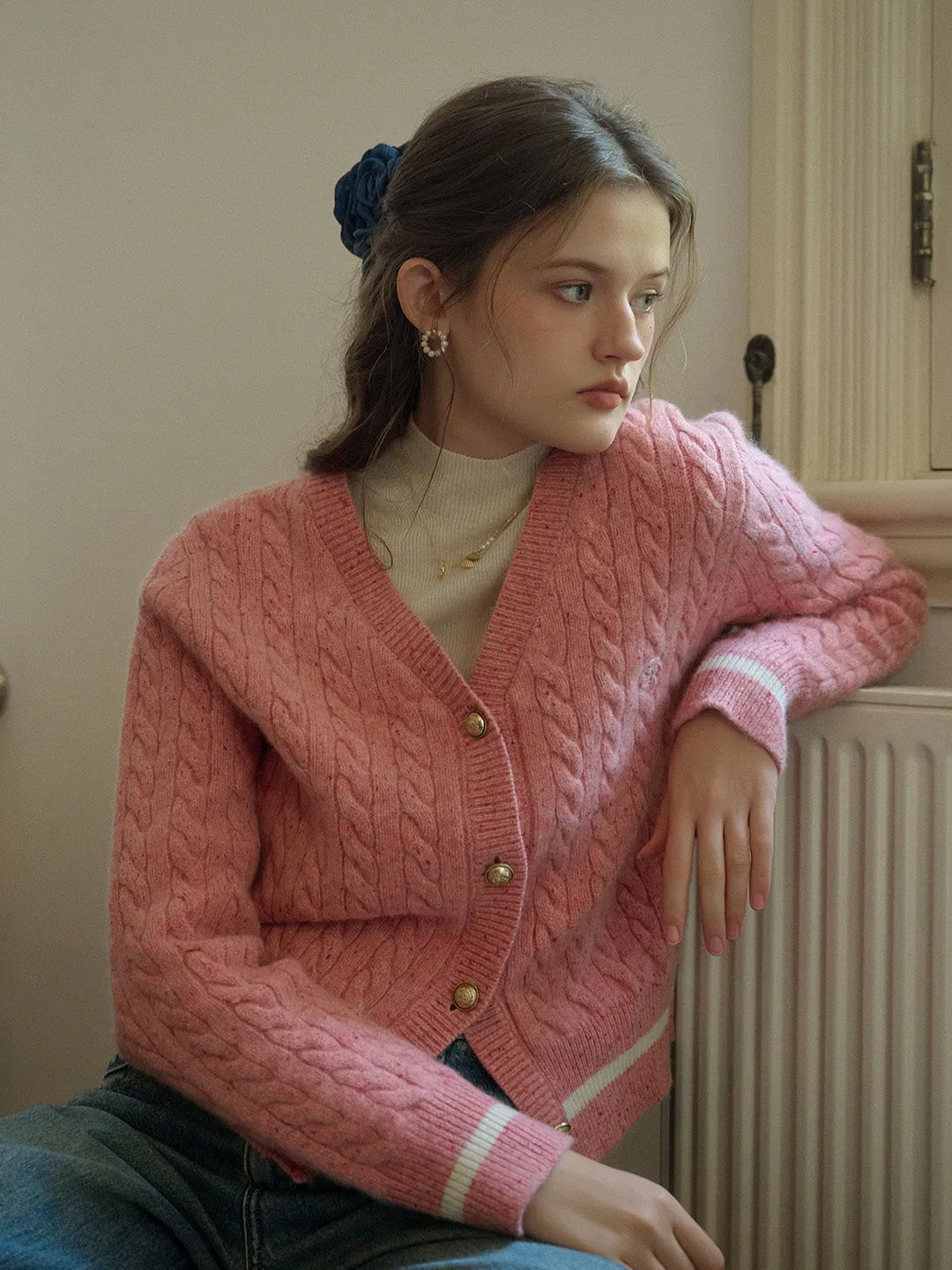 Rosa SR Logo Embroidery V-neck Contrast Striped 100% Wool Cardigan sold by Simple Retro product image thumbnail 3