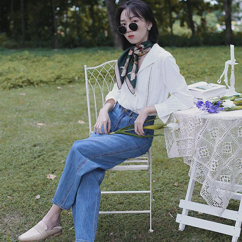 Chowxiaodou 16 Momme Iris Silk Twill Small Square Scarf 65*65 sold by Simple Retro product image thumbnail 3