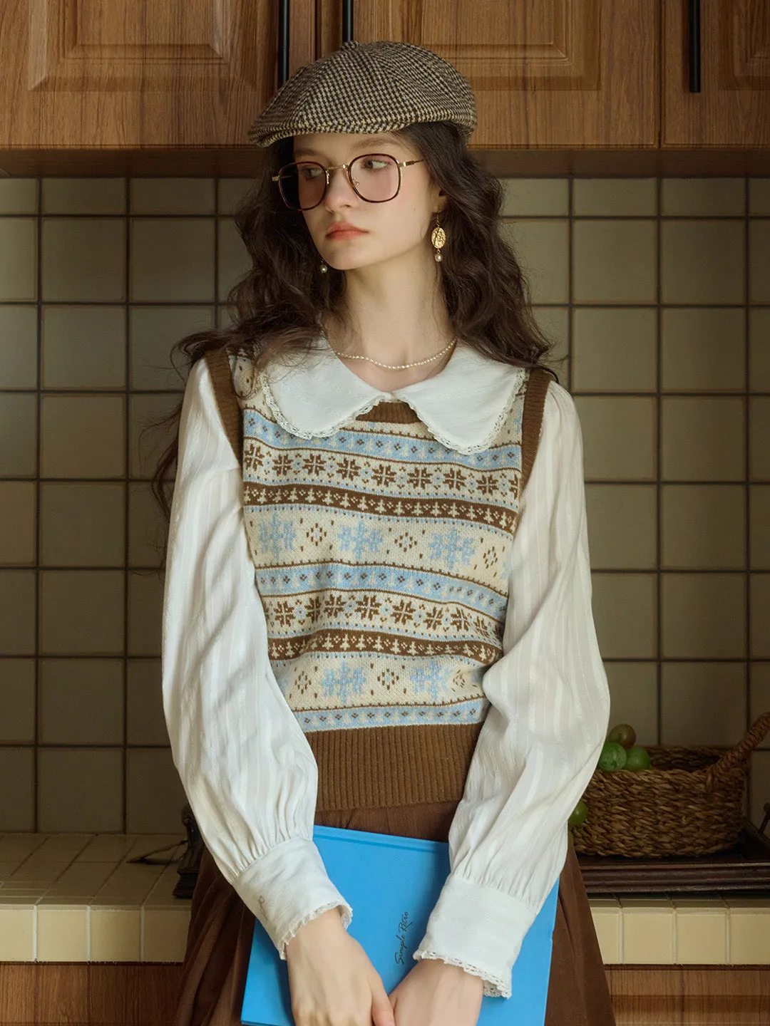 Emerald SR Exclusive Design Snowflake Jacquard Fair Isle Crew Neck Sweater Vest sold by Simple Retro product image thumbnail 4