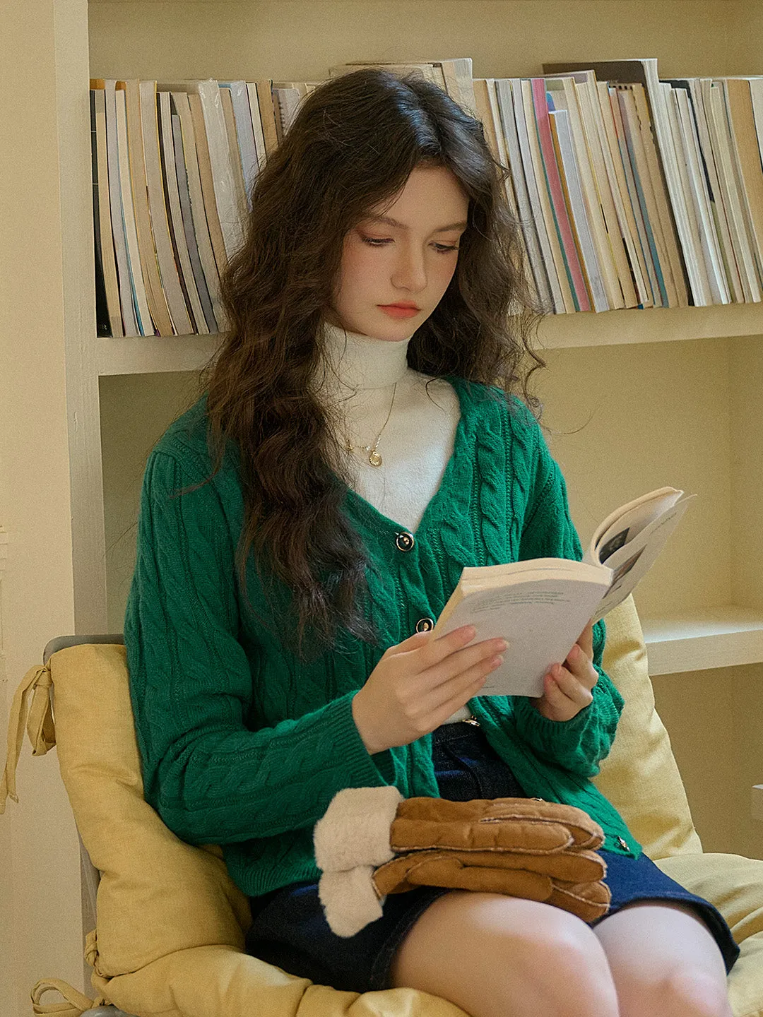 Aviana Versatile V-Neck 100% Wool Retro Cable-Knit Texture Sweater Cardigan- Green sold by Simple Retro product image thumbnail 3