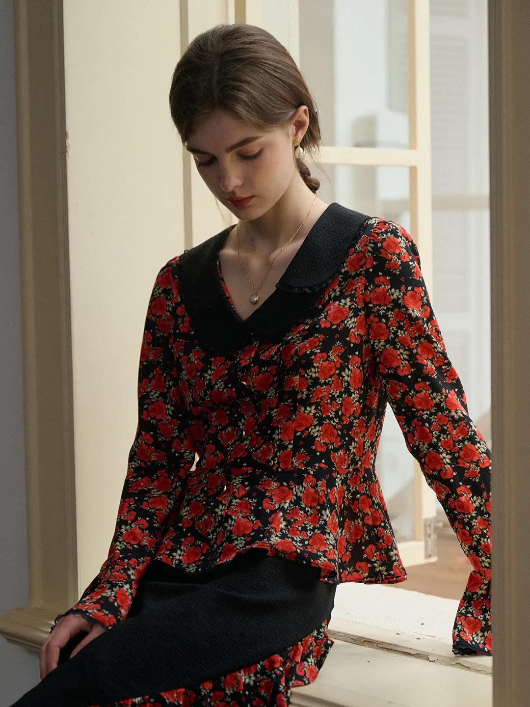 【Final Sale】Kamiyah Elegant Notched Lapel Contrasting Floral Blouse sold by Simple Retro product image thumbnail 3