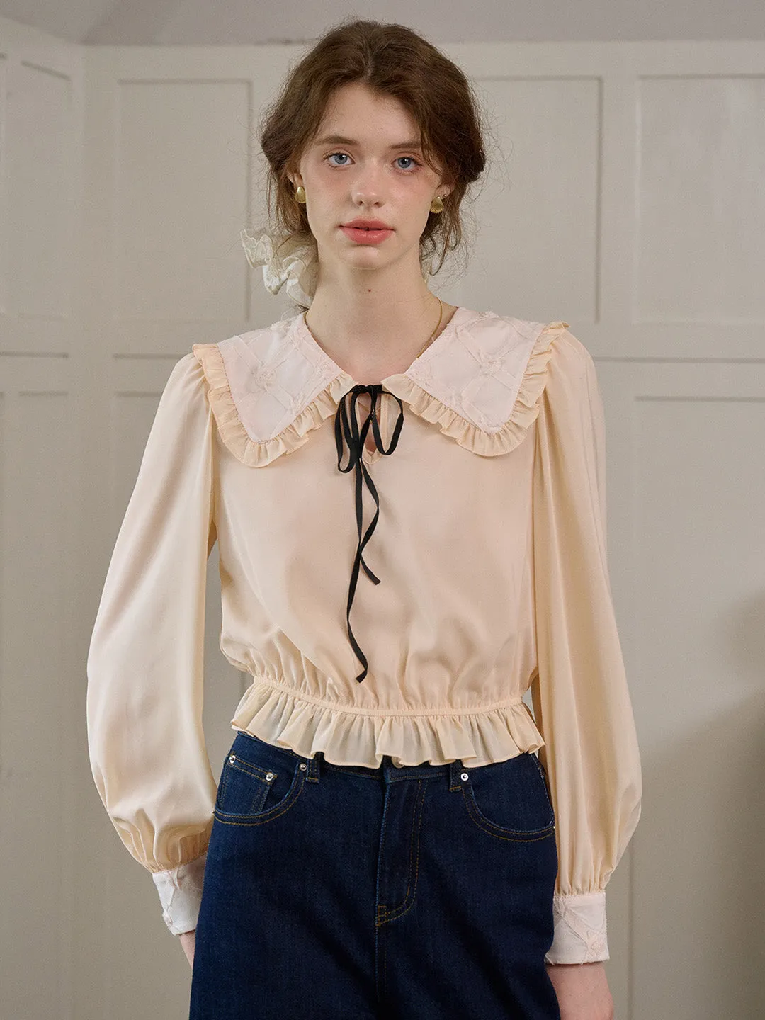 【Final Sale】Jolie Doll Collar Contrasting Lace-up Pleated Blouse sold by Simple Retro product image thumbnail 5