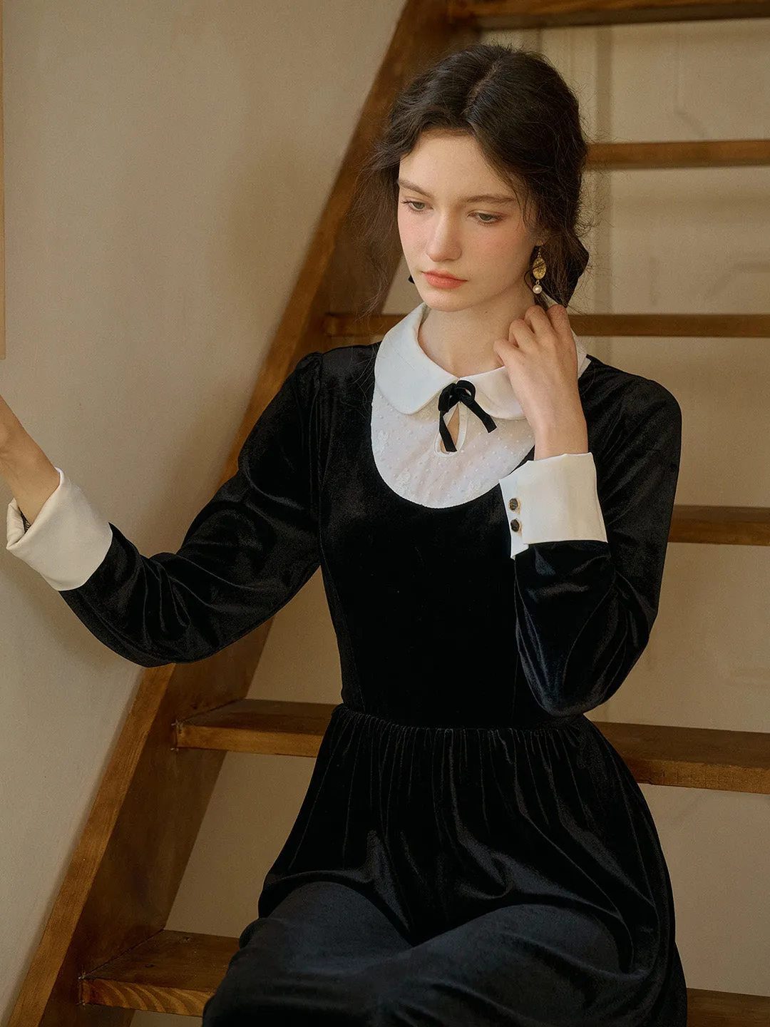 【Final Sale】Esperanza Doll Neck Collision Bow Velvet Long Dresses sold by Simple Retro product image thumbnail 4