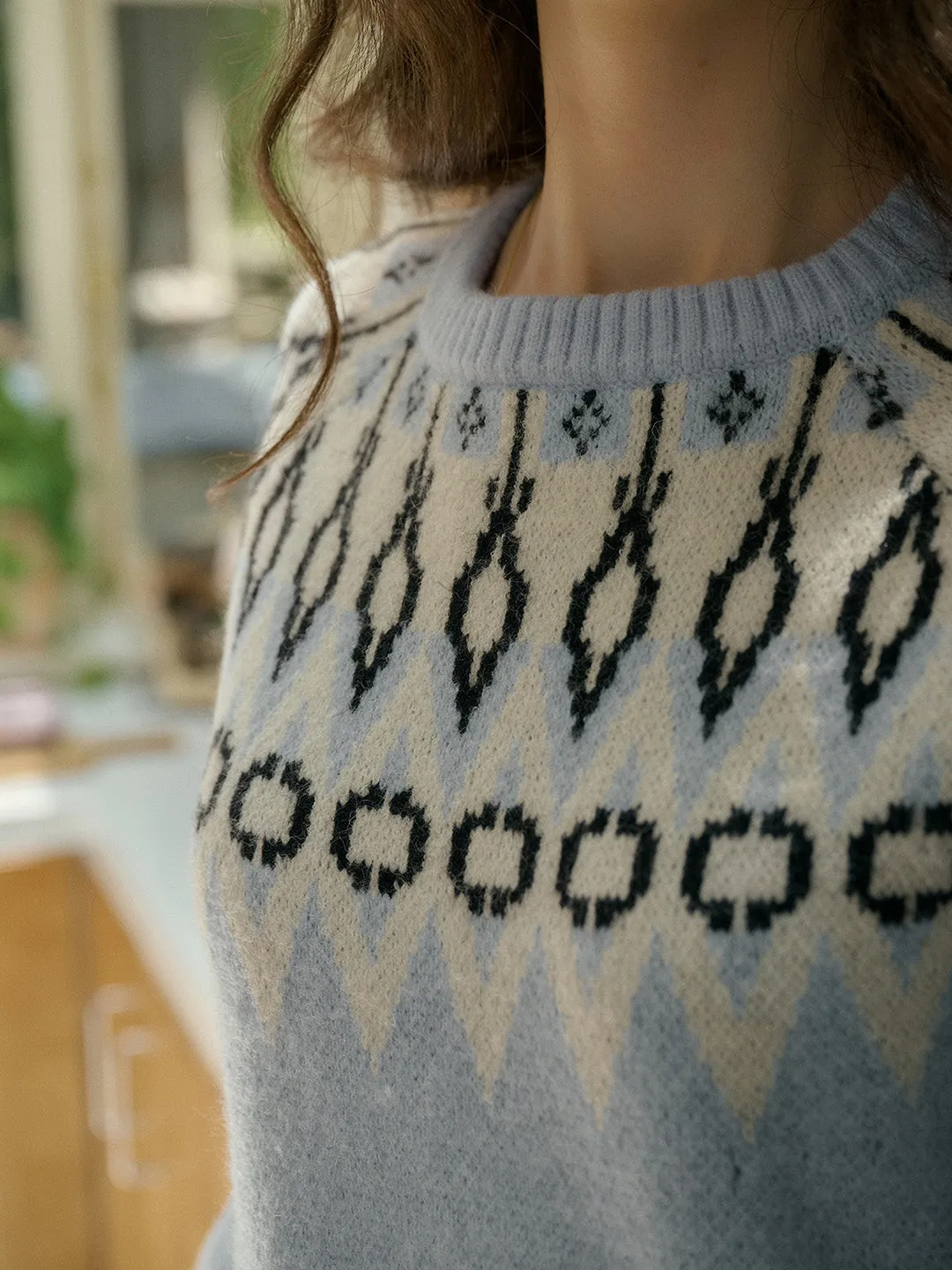 【Final Sale】Natasha Round Neck Embroidery Colour Clash Pullover Sweater sold by Simple Retro product image thumbnail 2