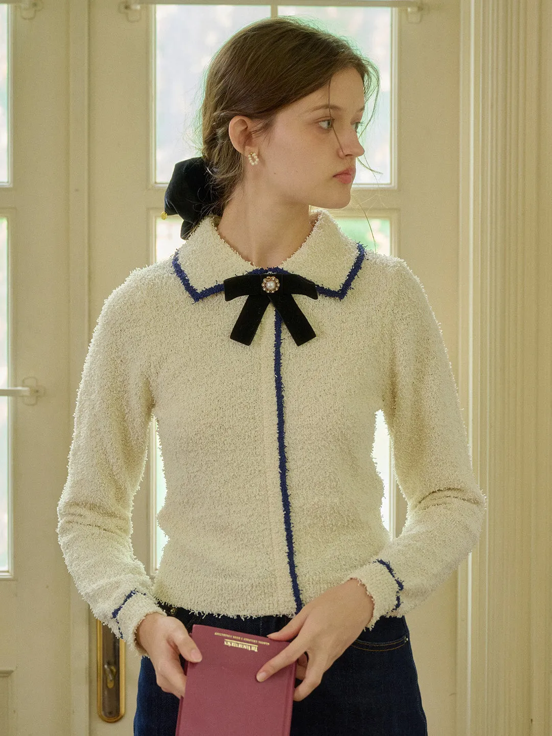 【Final Sale】Paige V-Neck Contrasting Trim Bow Sweater sold by Simple Retro product image thumbnail 3