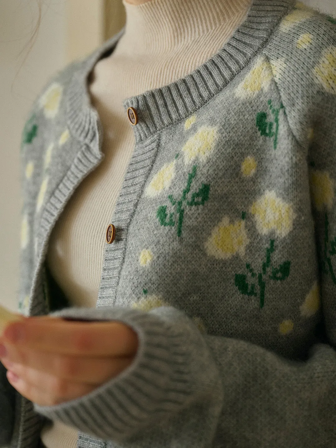 Aadhya Round Neck Flower Pattern Knitted Cardigan sold by Simple Retro product image thumbnail 2