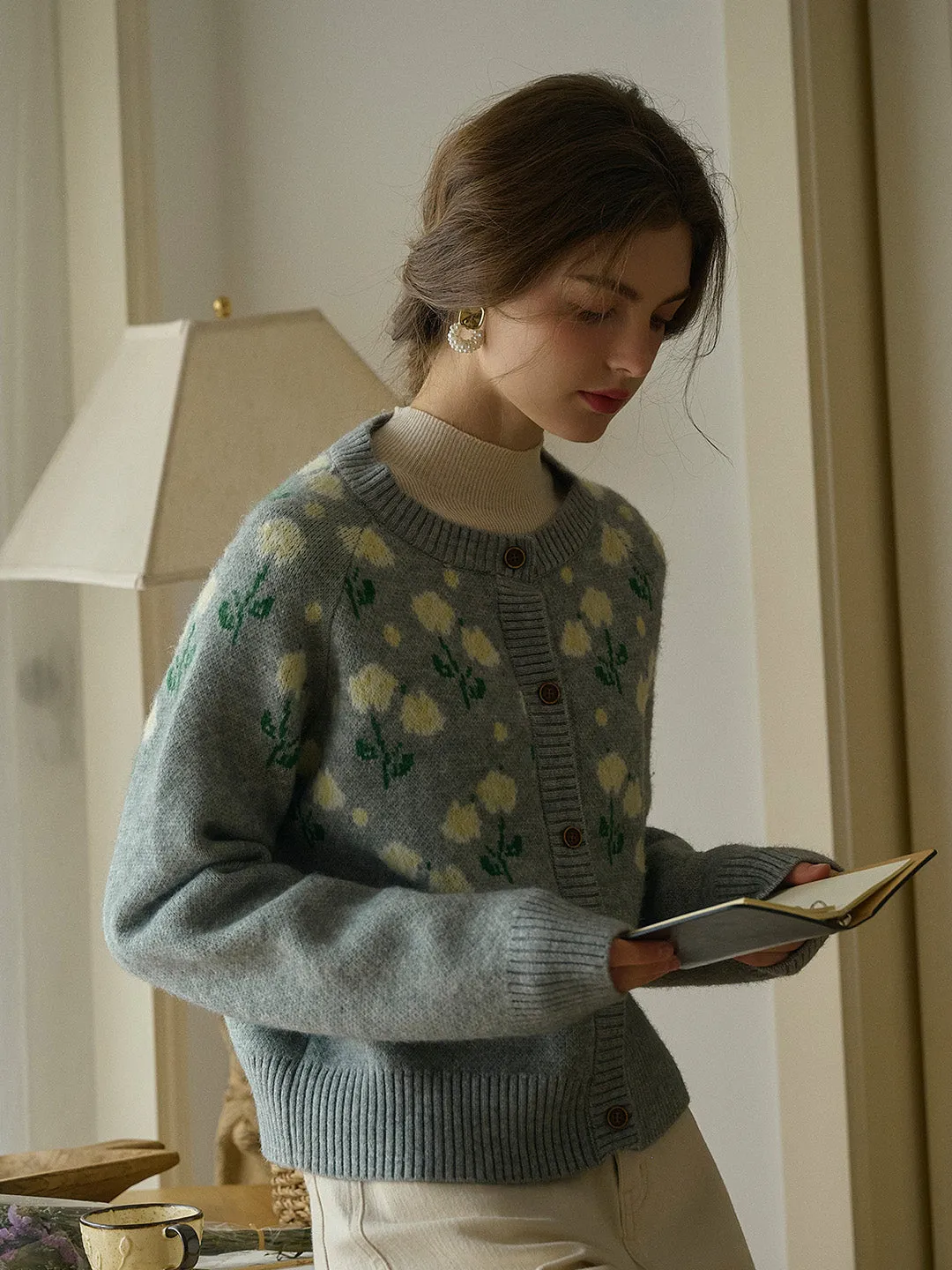 Aadhya Round Neck Flower Pattern Knitted Cardigan sold by Simple Retro product image thumbnail 5