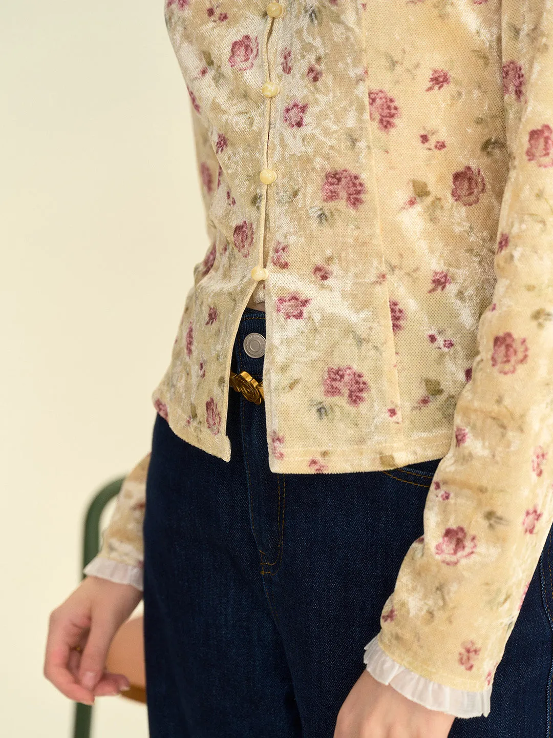 【Final Sale】Savannah Round Neck Lace Collar Floral Blouse sold by Simple Retro product image thumbnail 2