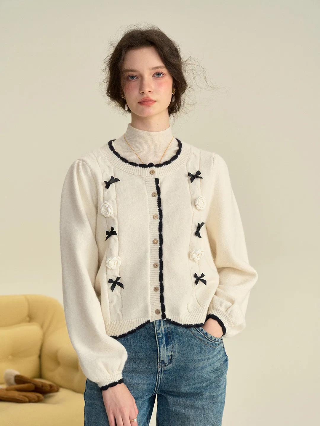 【Final Sale】Neriah Round Neck Contrasting 3D Rose Bow Knitted Cardigan sold by Simple Retro product image thumbnail 4