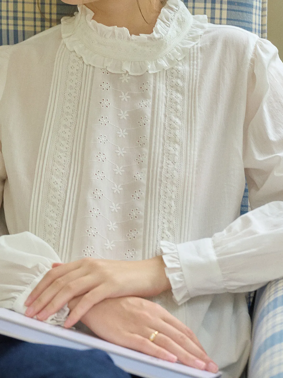 【Final Sale】Kiana Vintage Trim Mock Neck Lace Panel Floral Embroidered Cotton Eedwardian Style Blouse sold by Simple Retro product image thumbnail 2