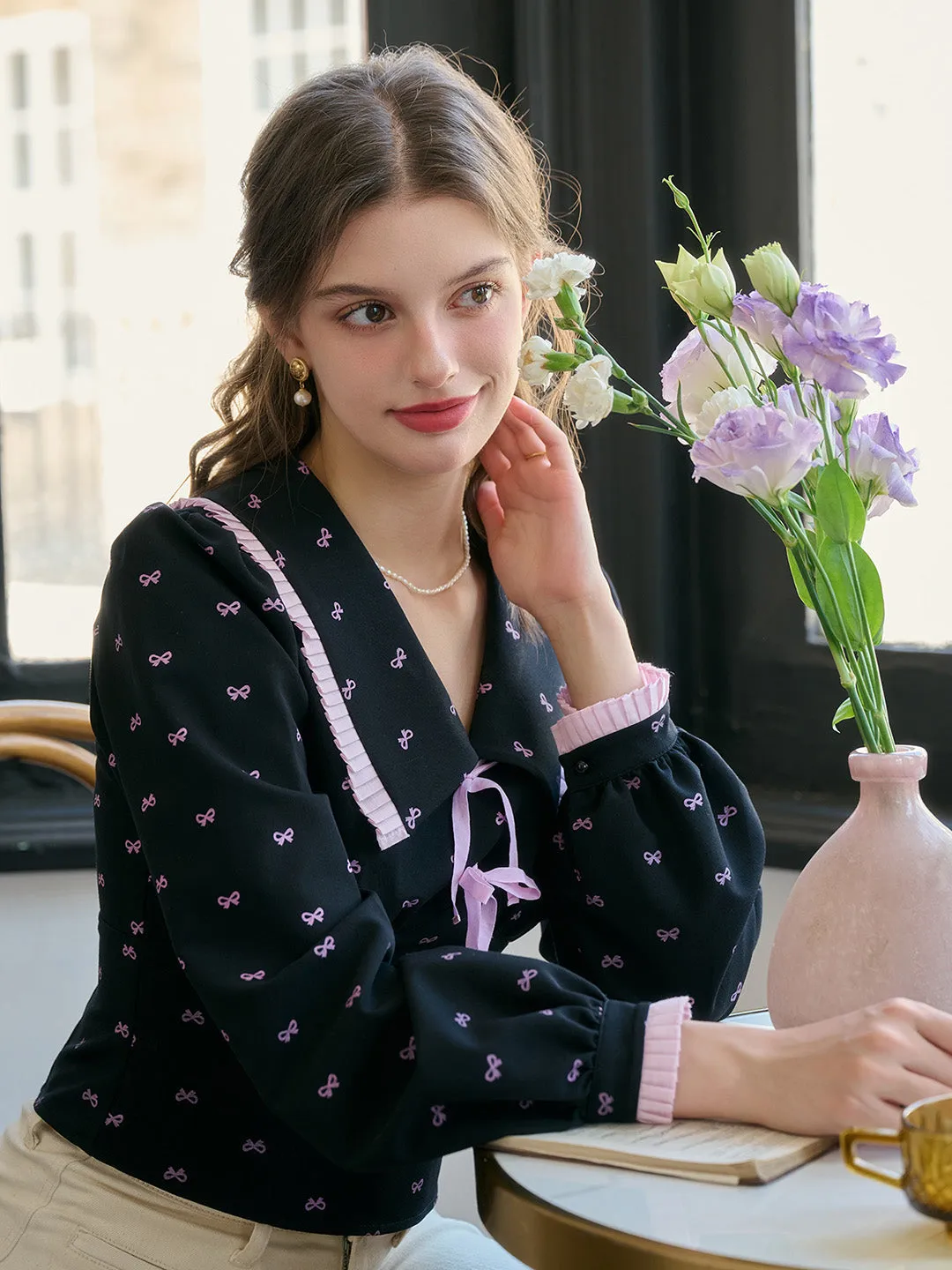 【Final Sale】Giselle V-neck Bow Contrasting Long Sleeve Blouse sold by Simple Retro product image thumbnail 5