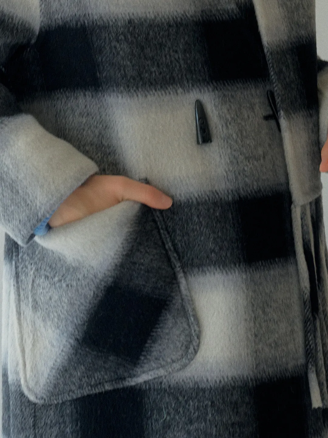 Dana Contrasting Plaid 100% Wool Coat with Double-Breasted Horn Button sold by Simple Retro product image thumbnail 2