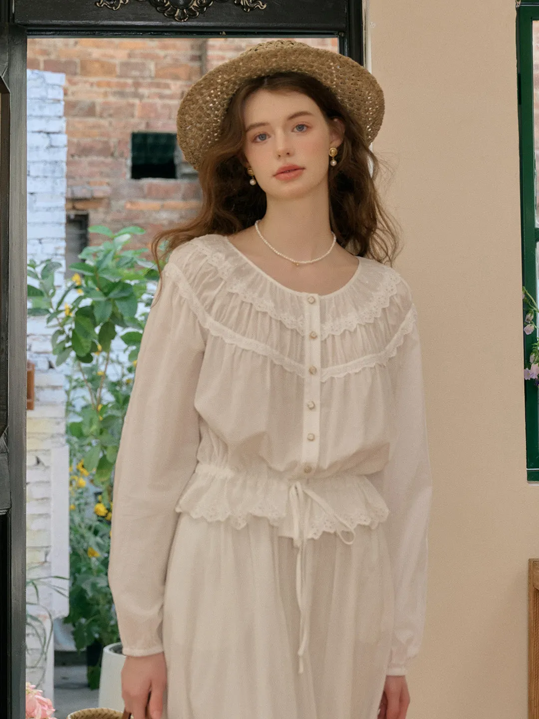 Isabella Round Neck Lace Cotton Blouse sold by Simple Retro product image thumbnail 4