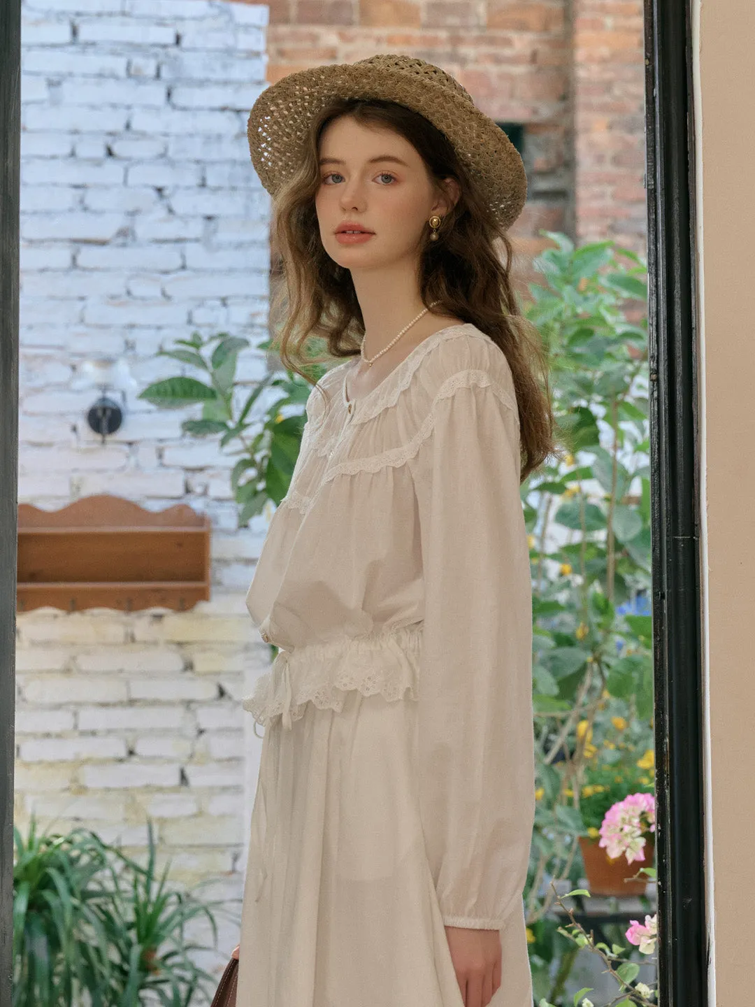 Isabella Round Neck Lace Cotton Blouse sold by Simple Retro product image thumbnail 3