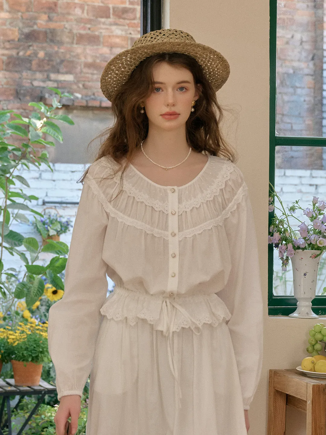 Isabella Round Neck Lace Cotton Blouse sold by Simple Retro product image thumbnail 5