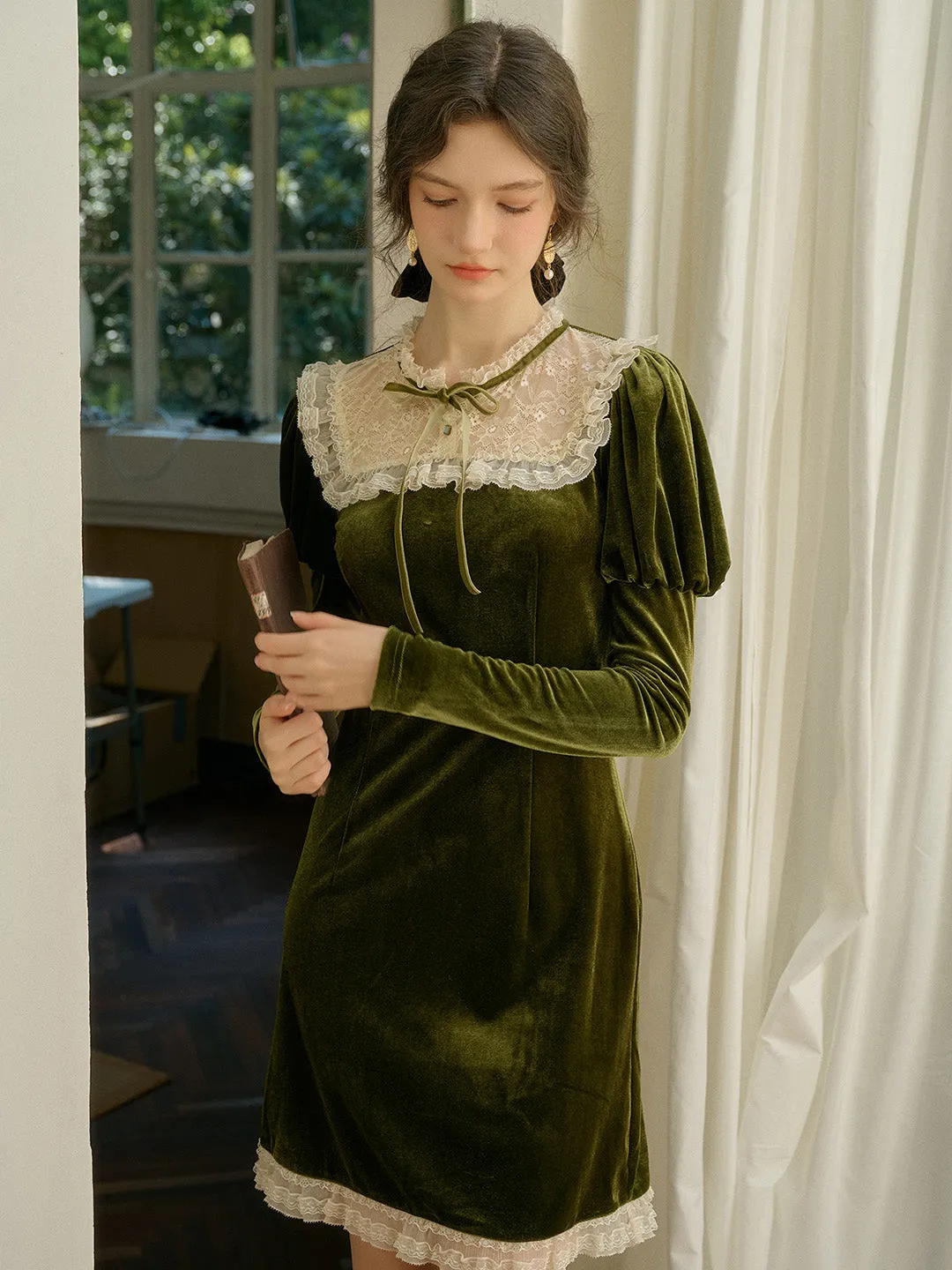 【Final Sale】Abigail Lace Collar Patchwork Knee Length Velvet Dress sold by Simple Retro