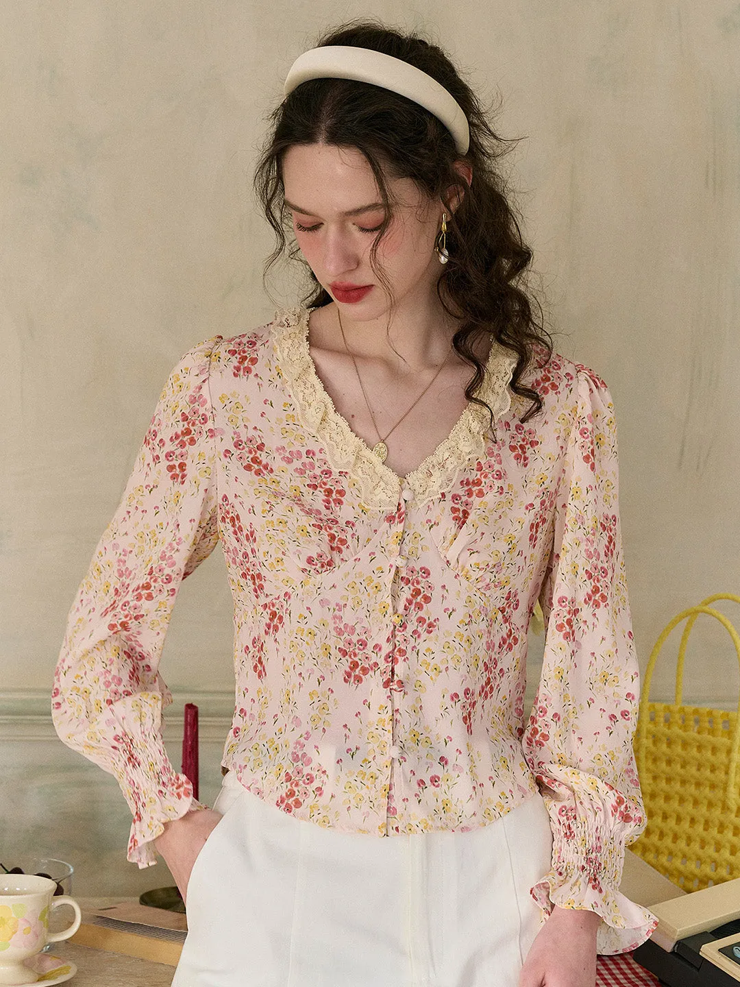 【Final Sale】Laurel V-Neck Floral Blouse sold by Simple Retro product image thumbnail 5
