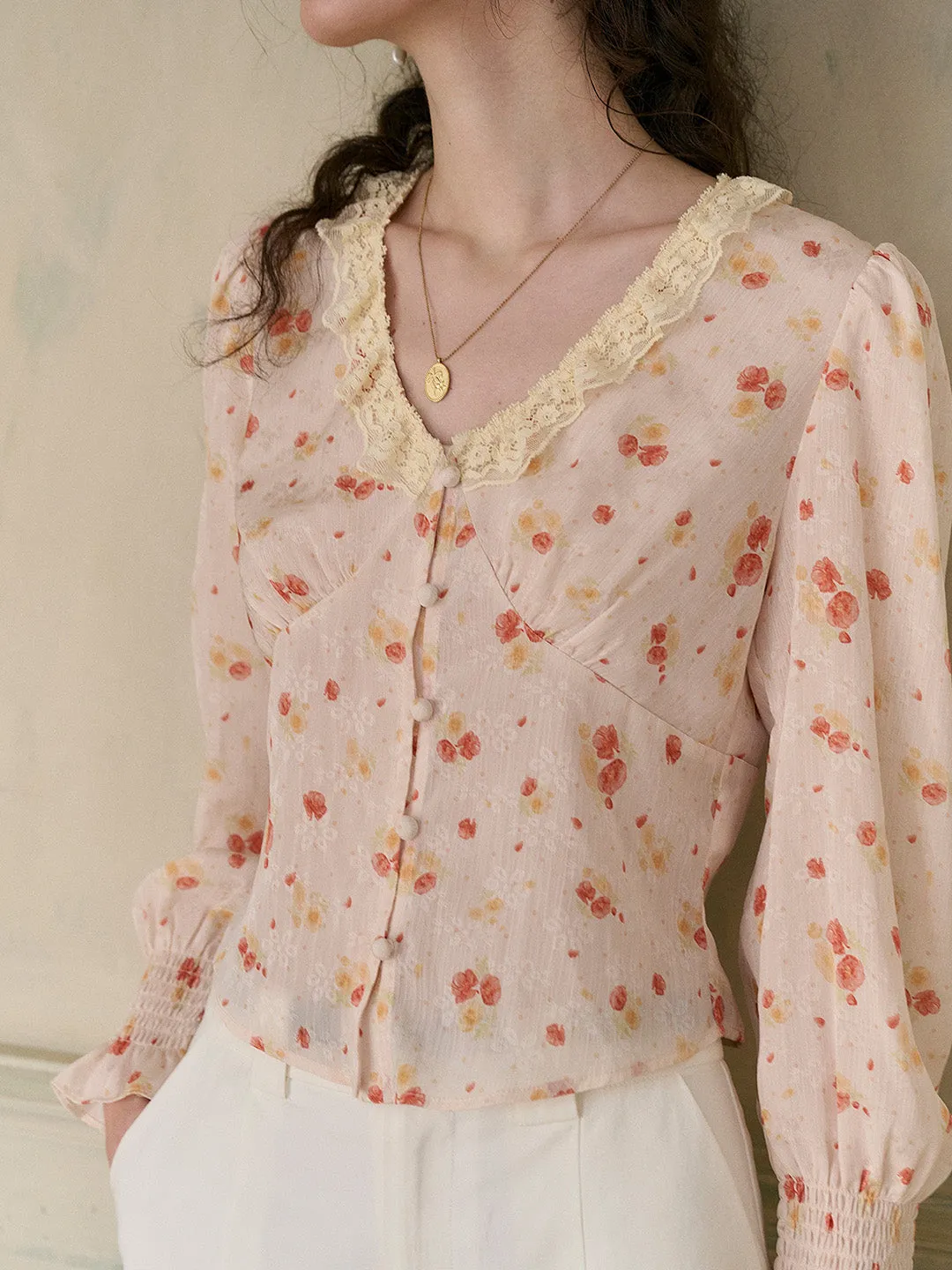 【Final Sale】Laurel V-Neck Floral Blouse sold by Simple Retro product image thumbnail 3