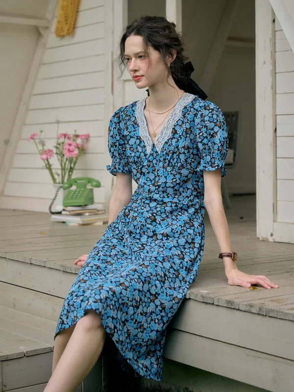 【Final Sale】Stormi Charming V-neck Lace Trimmed Floral Print Dress - Blue sold by Simple Retro